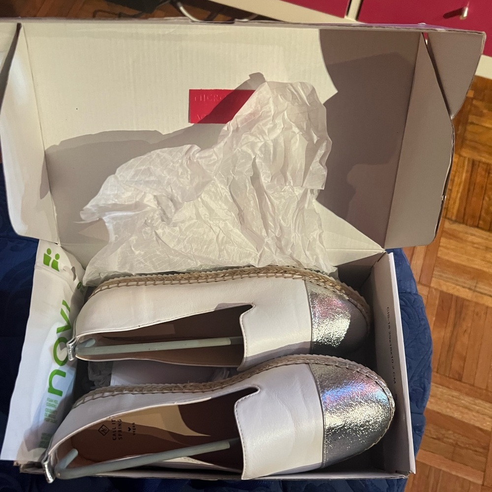 Call it Spring Espadrille Shoe New in Box! - Picture 7 of 7
